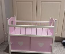 Dolls cot good condition