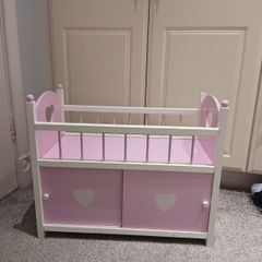 Dolls cot good condition
