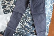Bottoms Lab Chino