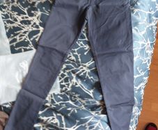 Bottoms Lab Chino