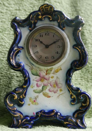 Antique French Mantel Clock, Hand Painted Porcelain Clock (works well)