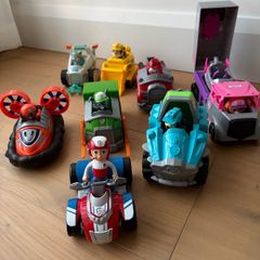 PAW Patrol Rescue Vehicles & Figures Bundle Set (8 Pups & Vehicles)