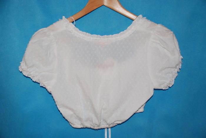 Kruger Madl Crop Top in white short sleeve SIZE UK 8