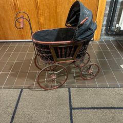 Antique style child sized pram