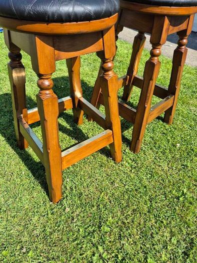 Pair of Immaculate Commercial-Grade Beechwood Bar Stools