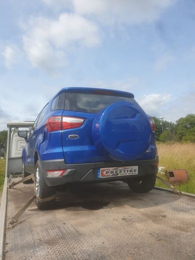 Breaking ford eco sport 2015