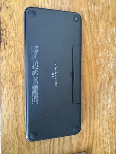 Logitech Pebble Keys 2 K380s