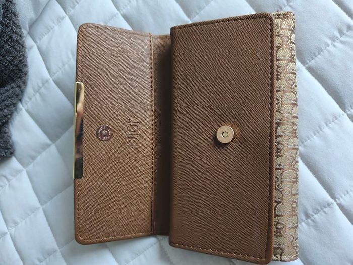 New wallet