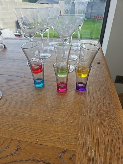 Mixed set of glassware