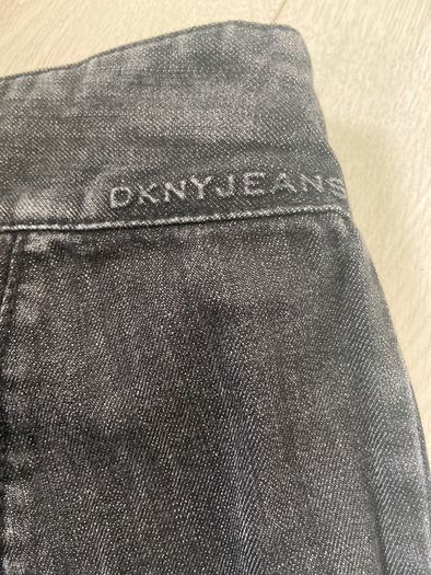 DKNY Skyscraper Black Denim Jeans Size 29R (10)