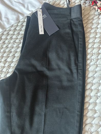 Trousers Short Length Bnwt M&s
