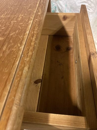 Hall / Side table