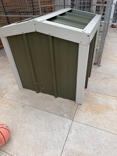 Dog kennel kingspan insulated apex roof
