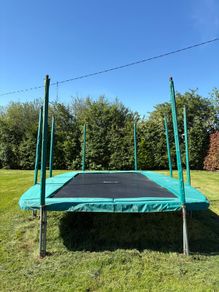 Trampoline