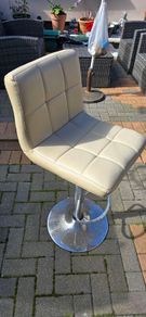breakfast bar stools