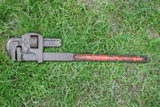 23 Pipe Wrench