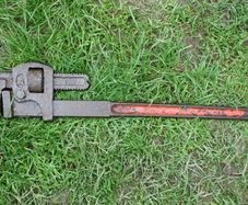 23 Pipe Wrench