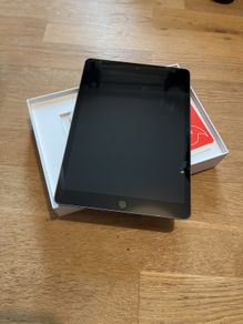 iPad 8th WiFi + Cellular 128 Gb locked