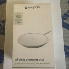 MOPHIE Wireless charging pad