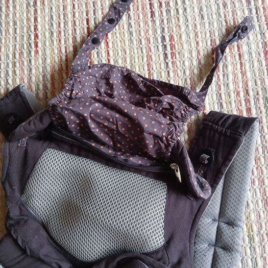 baby carrier