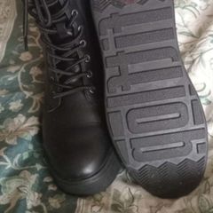 womens boots FitFlop black