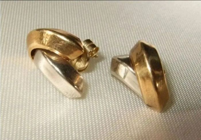 Vintage Hallmarked 9ct White/Yellow Gold Earrings