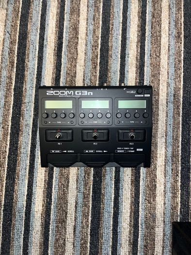 Zoom G3n Multi-Effects Processor - 70+ Effects & Looper - Mint Condition