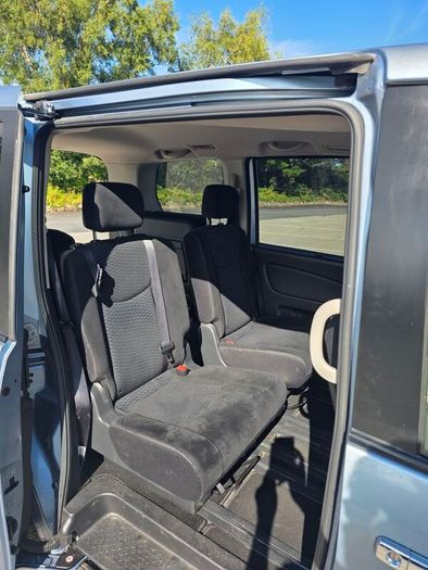 2013 Nissan Serena