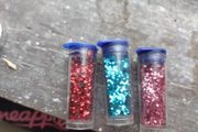 3 colours glitter .was not used 3 euro each