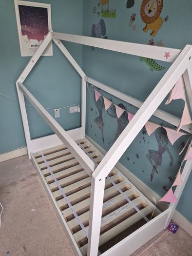 HUT Toddler Bed, Mattress & toddler duvet