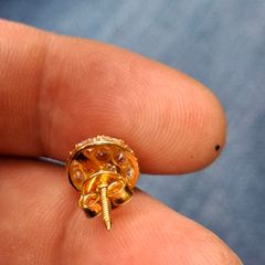 Women's 21K (marked 21K) gold earrings with zirconia stones, weighs 3grams