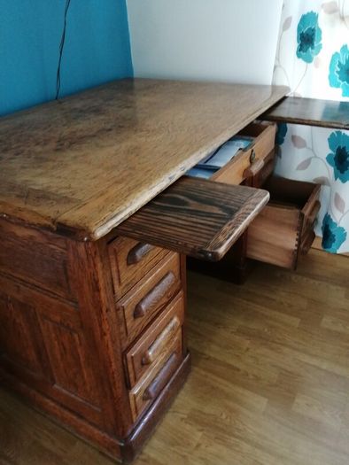 desk