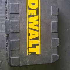 DeWalt D25013