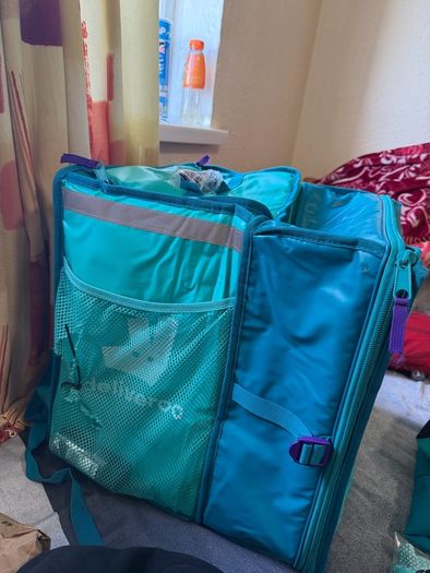 Deliveroo Bag Helmet Gloves Mask