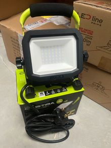 Plug in work light NEW JOB LOT