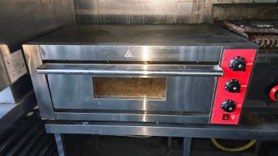 Pizza Oven