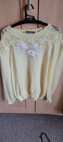 Vintage yellow jumper