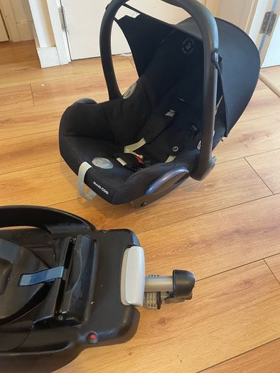 maxi cosy car seat and base