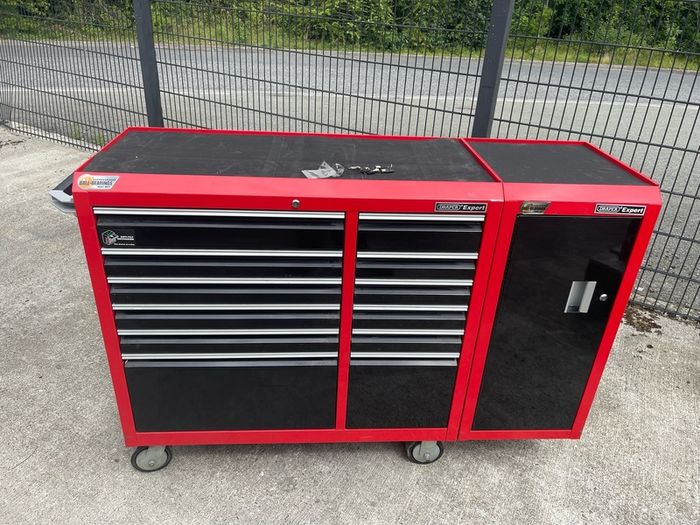 Mobile tool chest