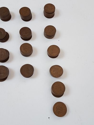 164 x Vintage Half Penny British Coins