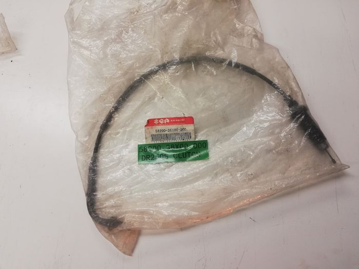 Suzuki DR250S Clutch Cable
