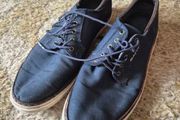 Mens casual shoes