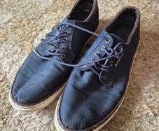 Mens casual shoes