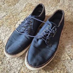 Mens casual shoes