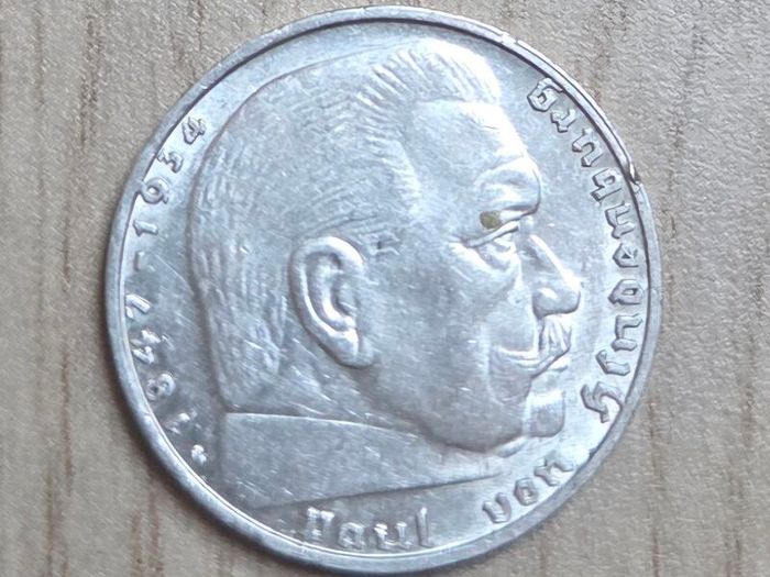 1939 Germany 2 Reichsmark Paul von Hindenburg