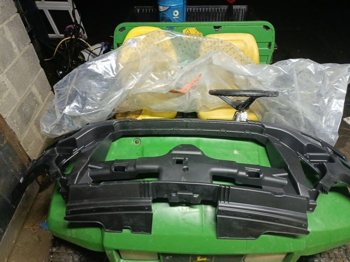ford transit front bumper reinforcement. 20/21