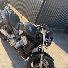 Hornet 600 breaking