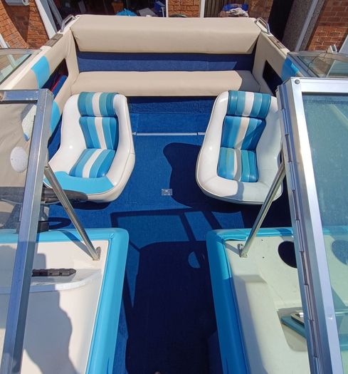 speedboat sea ray bowrider 160