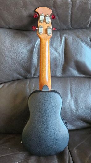 Ovation Applause Ukulele