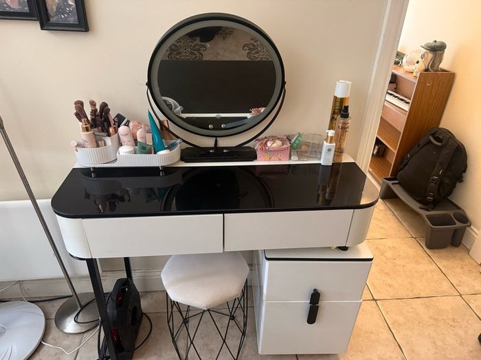 Vanity Table